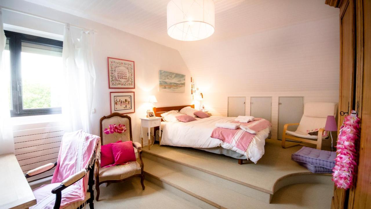 Bed and Breakfast Le Champ Du Renne Le Mans Exterior foto